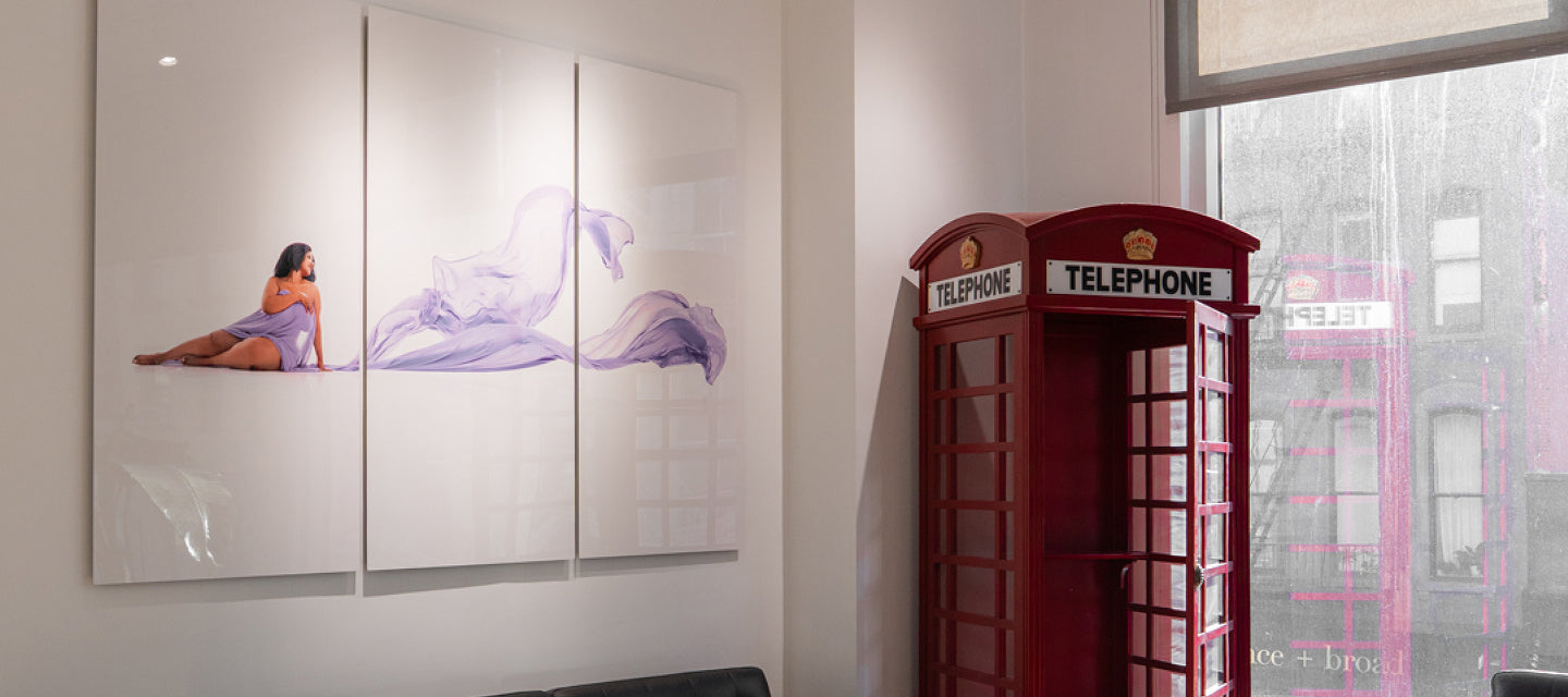 ART THAT HOLDS THE ROOM.